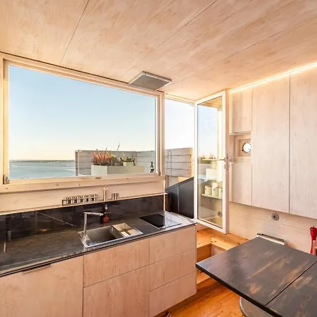 Guestready - Like A Sailor With River View Апартаменти